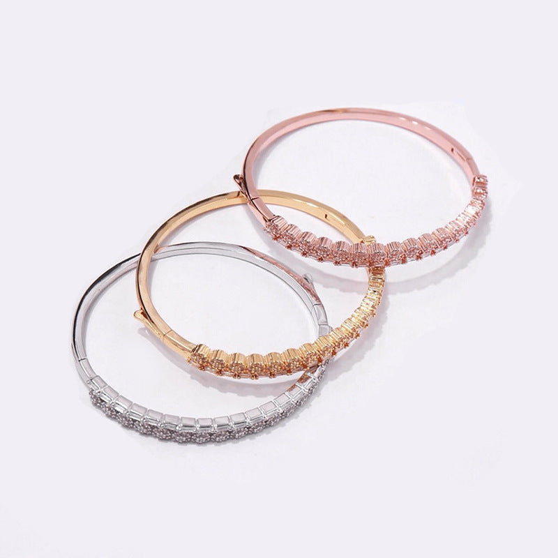 Simple fashion party shining diamond-encrusted zircon smooth snap buckle bracelet six-diamond small flower splicing rectangular diamond bracelet