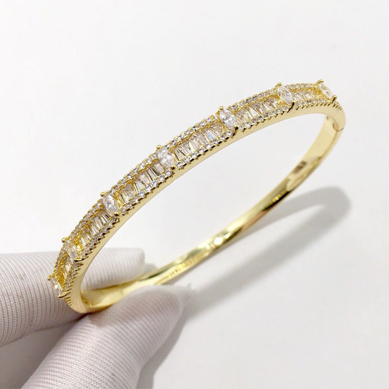 European and American minimalist fashion single-row marquee glossy snap bang bracelet, three colors for personality, trendy and elegant, internet-famous bracelet for women