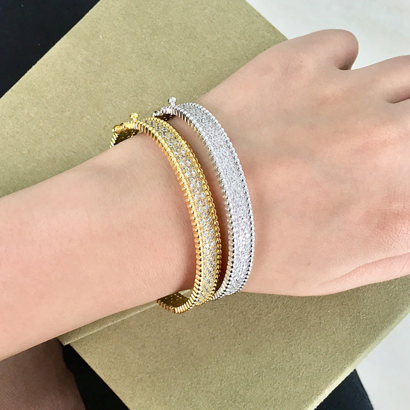 European and American fashion micro-inlaid zircon jewelry lucky shine wide version three rows of diamond-encrusted gypsy star bead edge bracelet