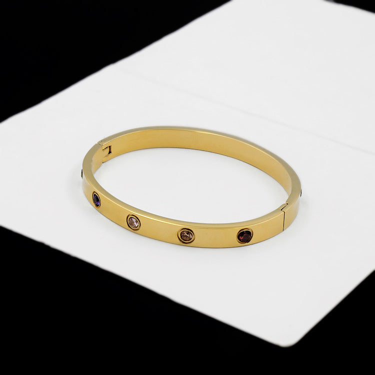 High-quality stainless steel colored diamond buckle titanium steel bracelet does not fade classic male and female couples bracelet