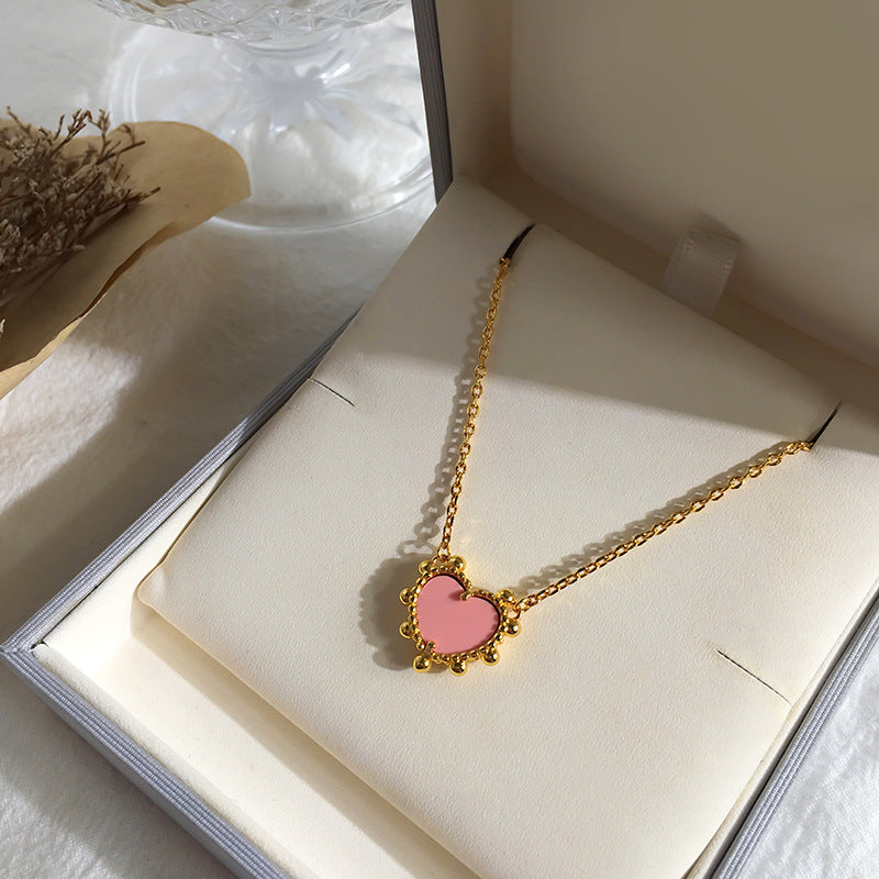Simple and sweet bead edge love heart-shaped peach heart shell agate malachite necklace, natural stone collarbone chain