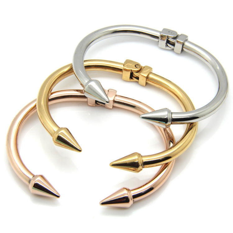 Fashion nail bracelet stainless steel bracelet punk style American little giant rivet tapered tip titanium steel bracelet