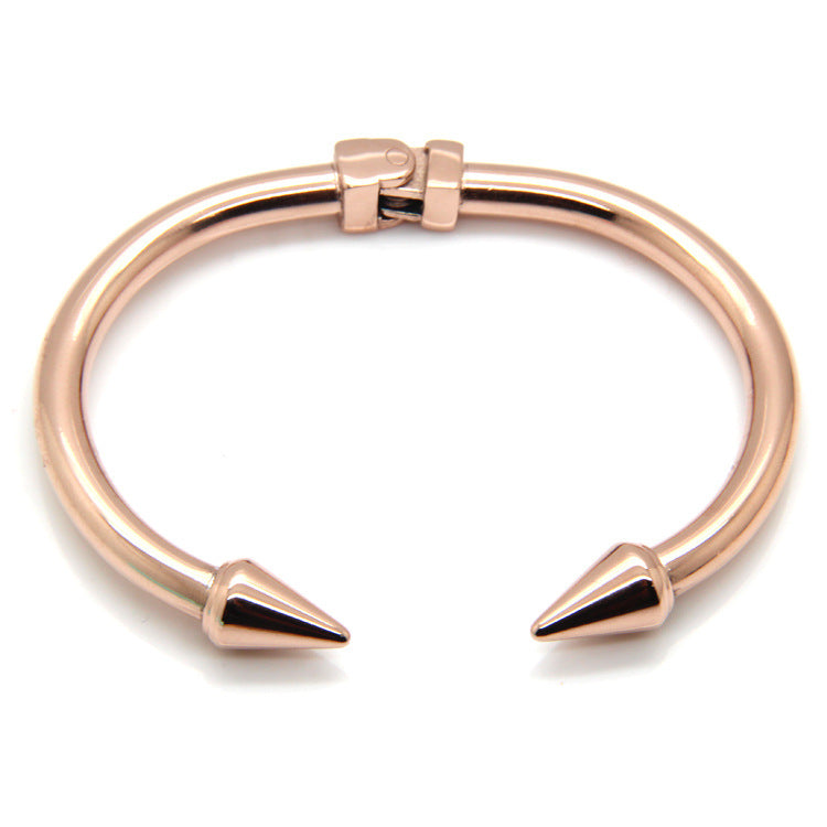 Fashion nail bracelet stainless steel bracelet punk style American little giant rivet tapered tip titanium steel bracelet