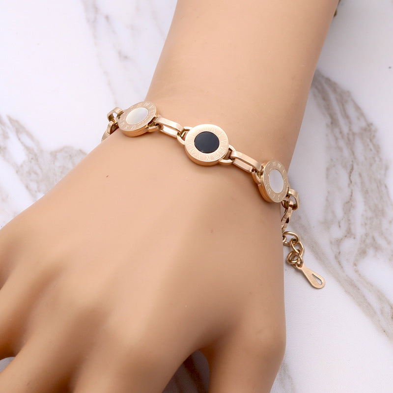 Popular round brand shell Roman numerals bracelet men's and women's bracelet titanium steel black and white shell matching bracelet