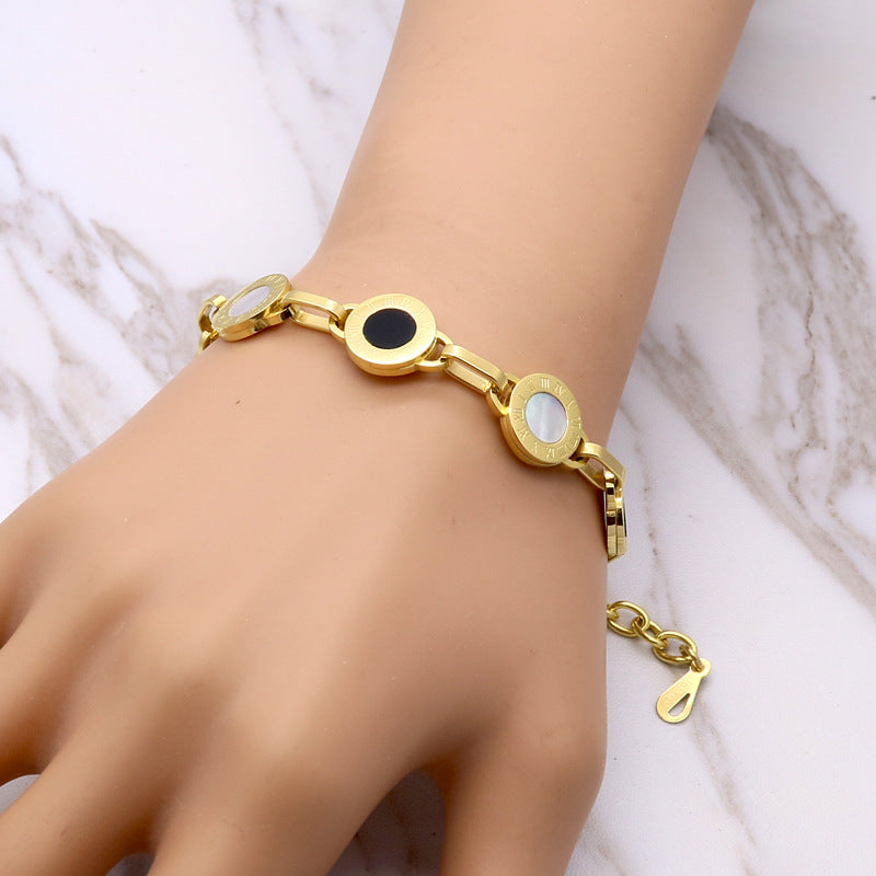Popular round brand shell Roman numerals bracelet men's and women's bracelet titanium steel black and white shell matching bracelet