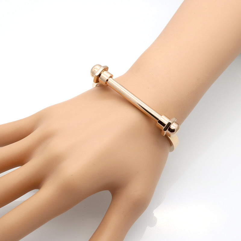 Horseshoe Dumbbell Shackle Bracelet Titanium Steel Semicircular D-Shaped Barbell Shackle Screw Men's and Women's Bracelet