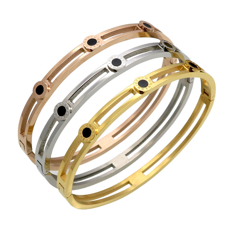 Stylish and simple, new Roman letter sticky black shell bracelet, buckle opening titanium steel stainless steel bracelet jewelry
