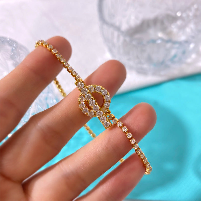 Light luxury sparkling zircon full diamond personalized buckle necklace