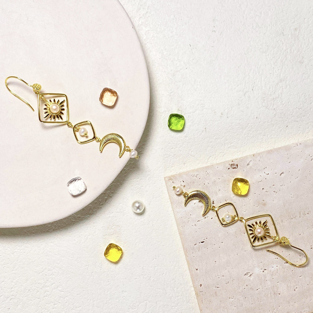 Hollow geometric rhombus sun flower stud earrings moon pearl multi-element long boutique fringed earrings