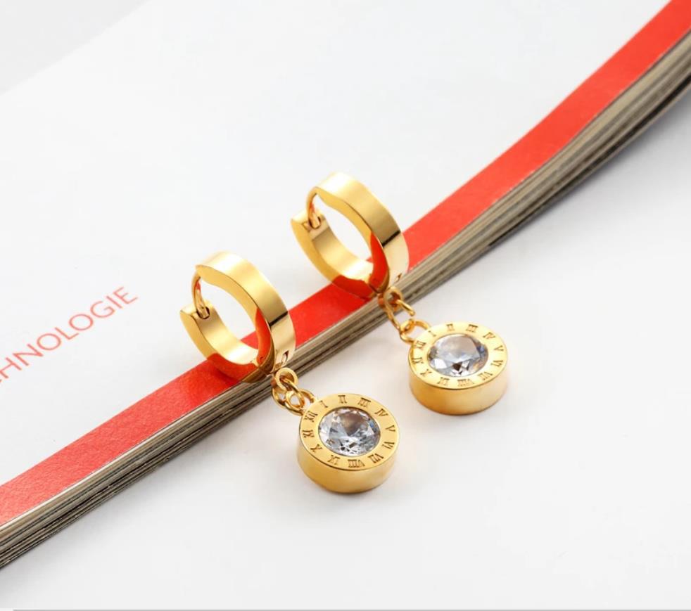 Roman numerals single diamond stud earrings Korean version popular zircon earrings titanium steel rose gold men and women couple earrings