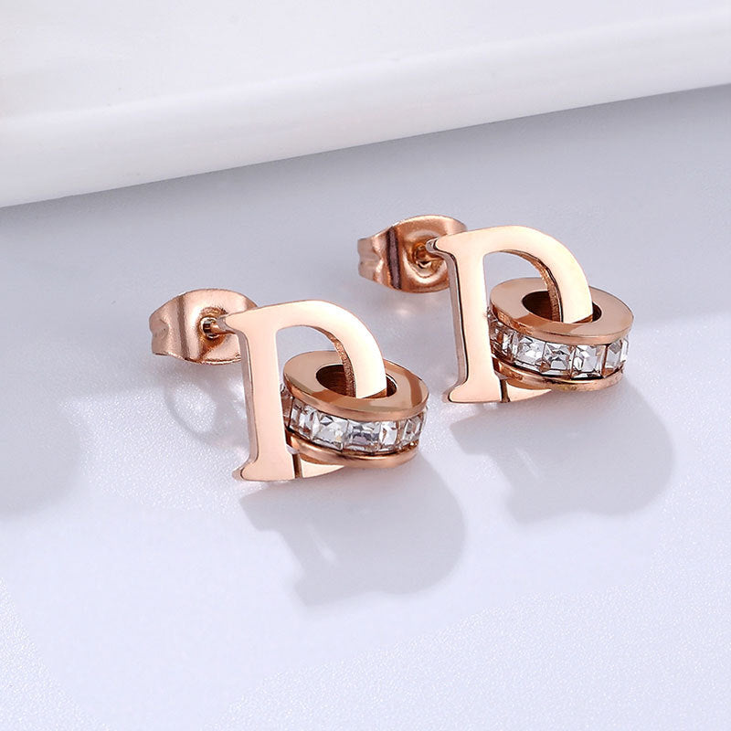 New personalized gold D letter square diamond stud earrings, diverse and creative, simple girls earrings, rose gold earrings wholesale